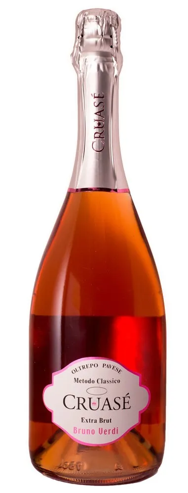 Розовое игристое вино из региона Ольтрепавезе в Италии