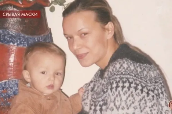 Ольга Аносова подарила Дмитрию Марьянову сына.