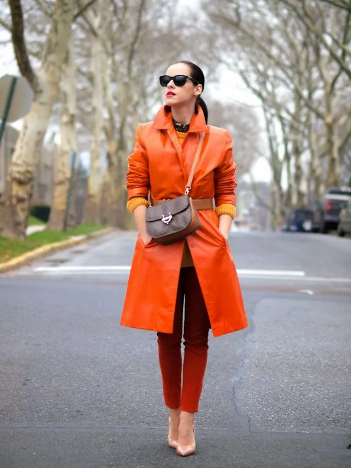 С каким цветом сочетается оранжевый цвет в одежде для женщин. Фото, кому идет, как выглядит, с чем носить. С каким цветом сочетается оранжевый? 11