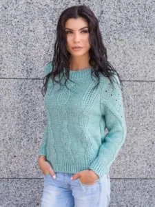 Вяжем свитер спицами, большая подборка схем и описаний. Как связать модный свитер? 35