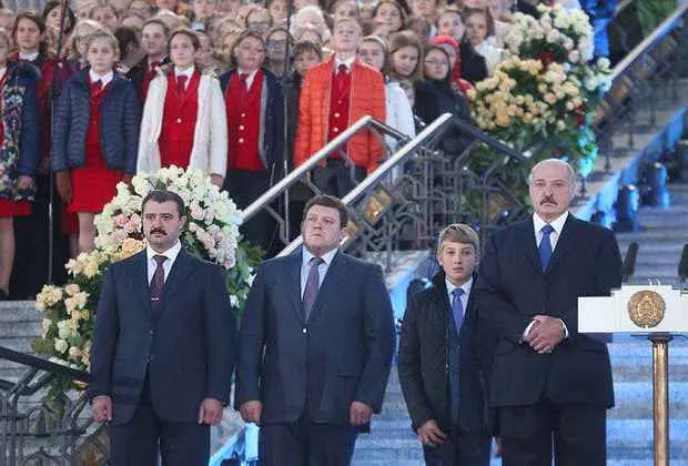 Биография Александра Лукашенко. Сколько лет лукашенко в 2022? 4