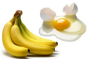 Маска для волос из банана и яйца