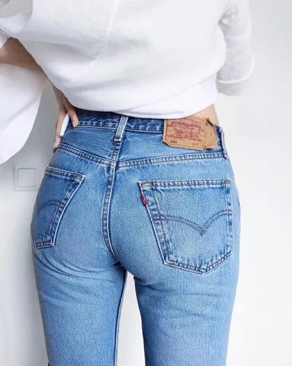 Когда не наприседала. Как выбрать джинсы, в которых формы будут выглядеть объемными, а не плоскими (смотрите на карманы, а не на фасон). Карманы на джинсах сзади как выбрать? 10