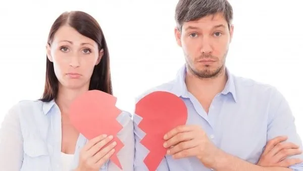 Как женщинам строить отношения после развода? 
