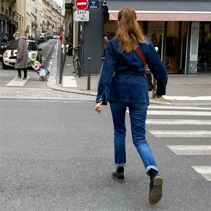 Не шарм и элегантность, а практичность и комфорт: как на самом деле одеваются парижанки. Как одеваются в париже? 3