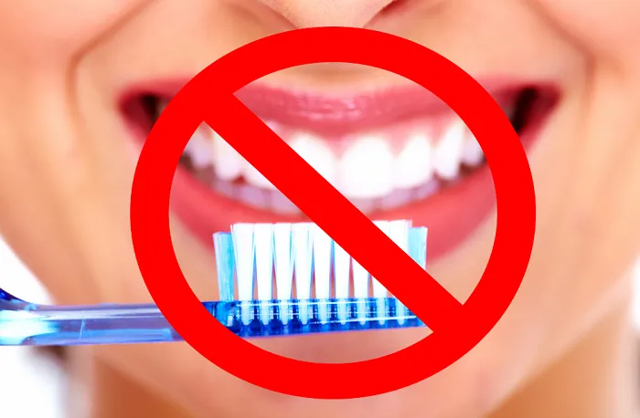 Бывают случаи, когда чисту зубов игнорируют. / Фото: Zen.yandex.ua