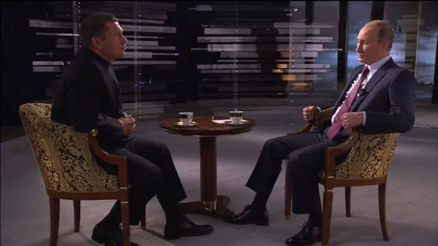 Владимир Соловьев берет интервью у Путина Фото: Youtube
