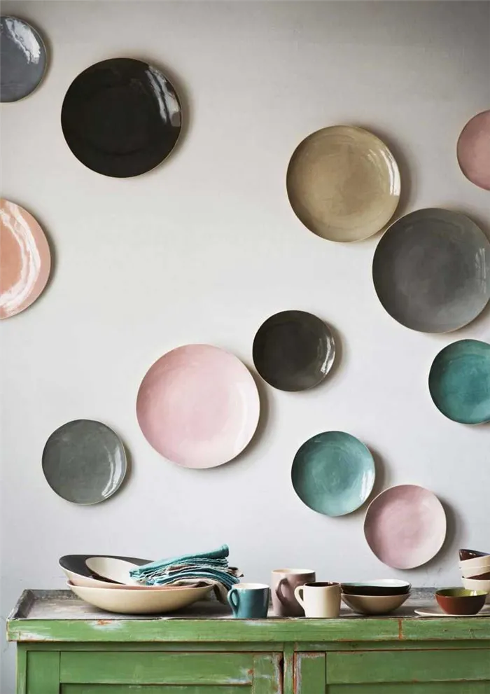 История появления сувенирных керамических тарелок. Тарелка на стену как называется. 37