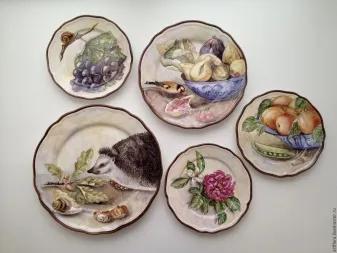 История появления сувенирных керамических тарелок. Тарелка на стену как называется. 21