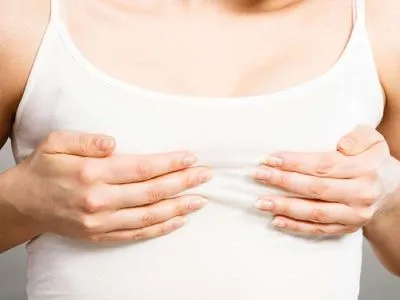 Боль в молочной железе. По каким причинам может болеть грудь. 2