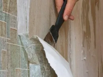 Как снять флизелиновые и виниловые обои со стен быстро. Как снять старые обои. 5