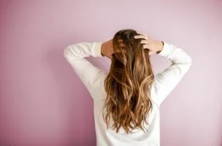 Прямо по курсу: как сделать волосы прямыми. Как сохранить прямые волосы после утюжка. 2
