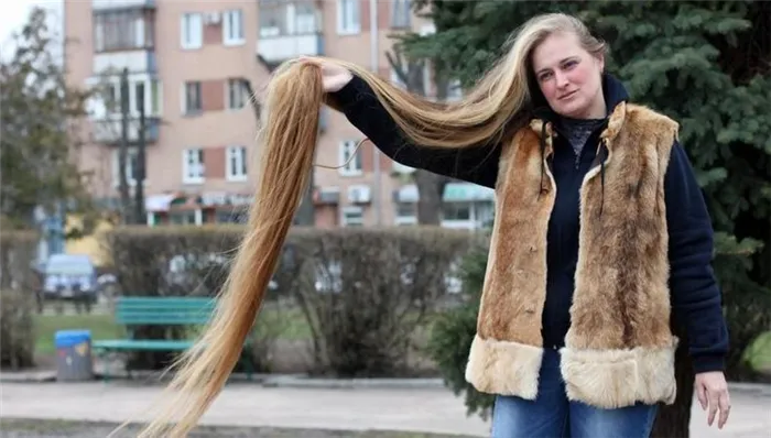 Фотография: Топ-10 обладателей самых длинных волос в мире №3 - BigPicture.ru