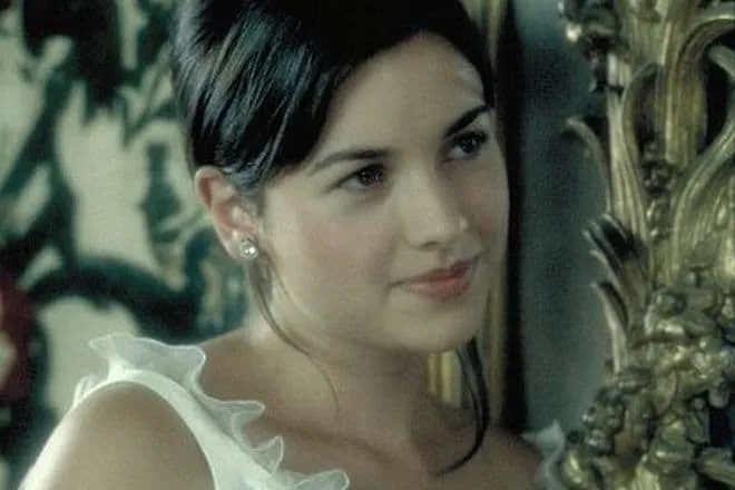 Амелия Уорнер (кадр из фильма «Перо маркиза де Сада»)