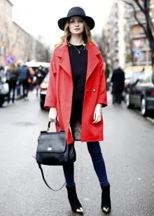 Как и с чем носить элегантно красное пальто женщине за 40. Как носить красное пальто. 19