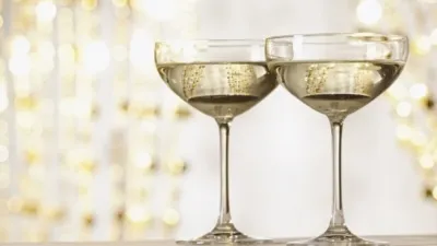 Как правильно выбрать бокалы для шампанского из всего разнообразия видов фужеров. Как называются бокалы для шампанского. 2