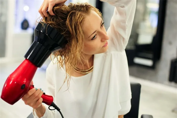 Кудрявый метод для прямых волос. Как помыть голову чтобы волосы были кудрявыми. 11
