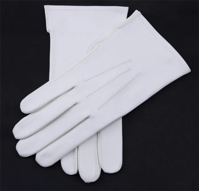 Стилисты раскрыли секреты выбора стильных и удобных перчаток. Как выбрать цвет перчаток. 3