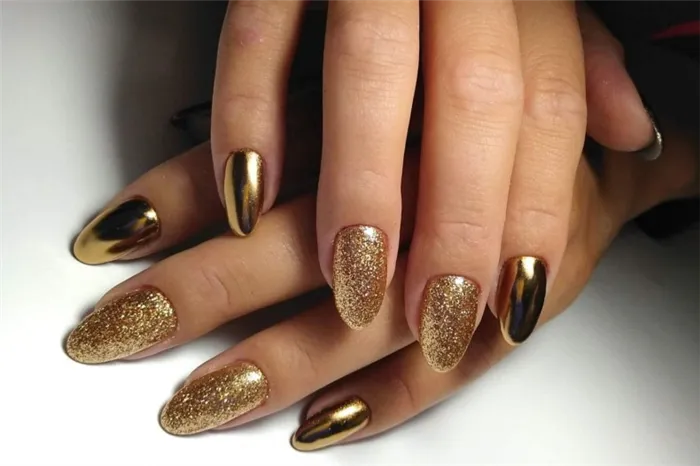 Маникюр с золотом 2021-2022: модные фото новинки дизайна ногтей. С каким цветом сочетается золотой в маникюре. 27