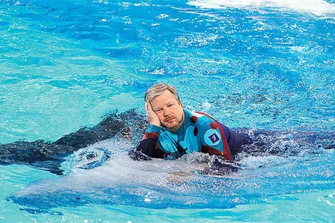 Валдис Пельш в передаче «Вместе с дельфинами»