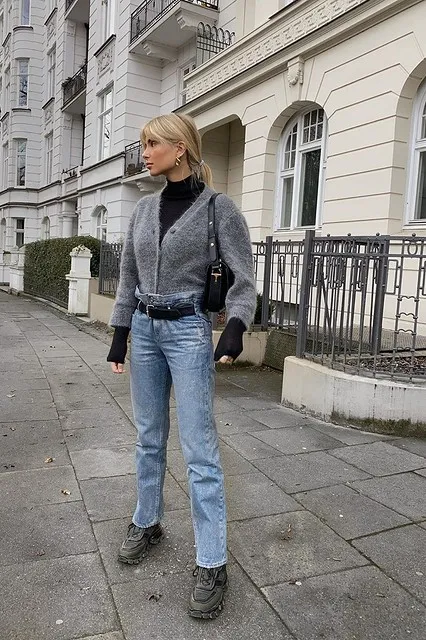 Все, что нужно знать про женские джинсы с высокой талией зимой 2020–2021. Как носить джинсы с высокой талией. 7
