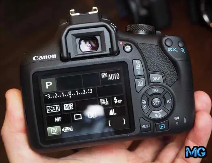 Canon EOS 2000D kit 18-55