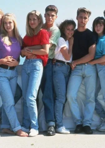 Показываю, как действительно одевались парни в 90-х годах. Фотоархив. Как одевались в 90 е фото мужчины. 5