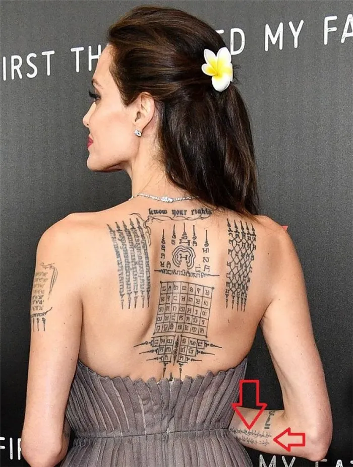 Татуировки Анджелины Джоли и их значения. Тату как у анджелины джоли. 6