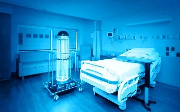 Бактерицидная лампа в больнице