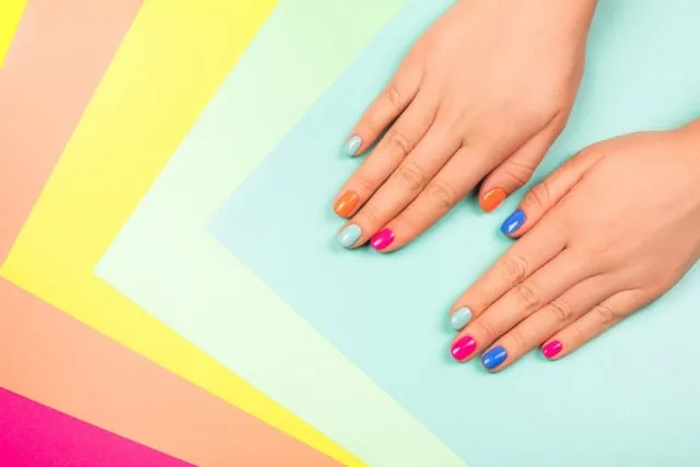 Что цвет лака для ногтей может рассказать о вашей личности. Цвет ногтей что означает. 2