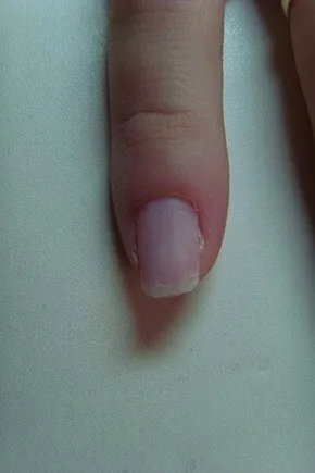 Ногти стилеты — как подточить форму. Как сделать форму ногтей стилет. 11