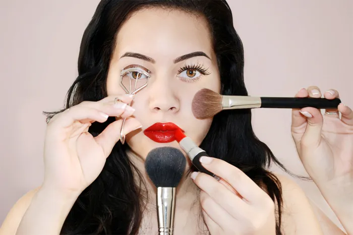 15 причин, почему ваш макияж всегда выглядит плохо. Как не надо краситься. 8