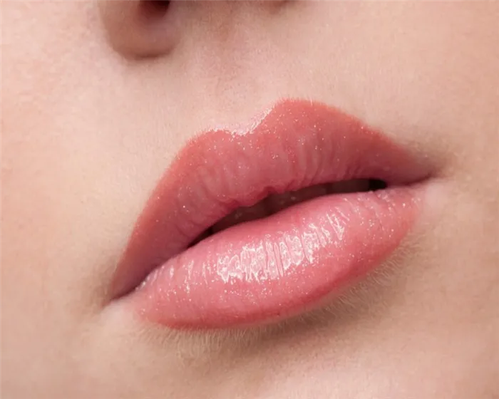 Татуаж губ: преимущества, недостатки, виды. Перманентный макияж губ что это. 42