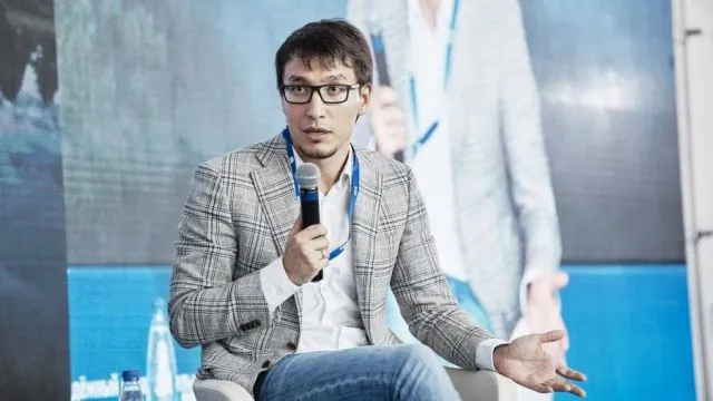 Дмитрий Абзалов