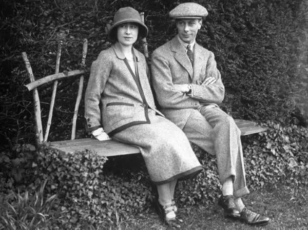 Будущая королевская пара в 1922 году