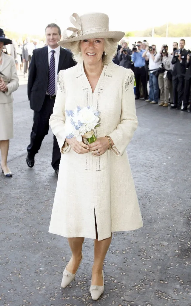 Камилла, герцогиня Корнуолльская на ипподроме Epsom Downs, 22 апреля 2009 г.
