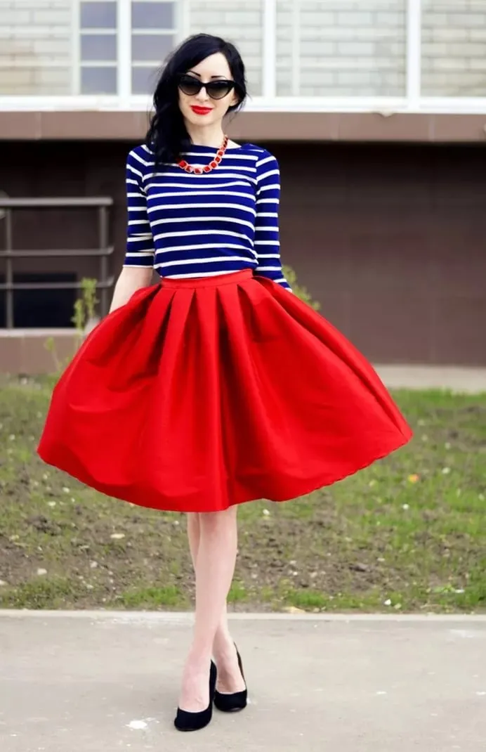 Красная юбка: с чем носить? Фото. Что одеть с красной юбкой. 17