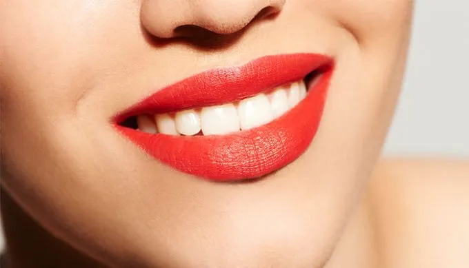 Возможны ли красные губы без помады