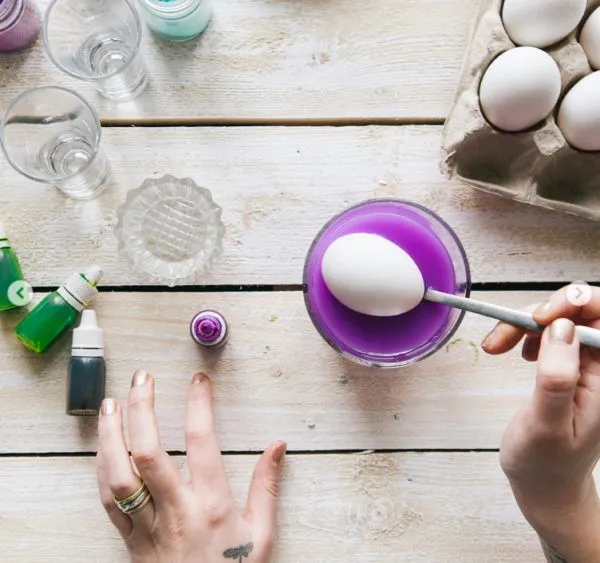 Как украсить яйца к Пасхе: 27 оригинальных идей декора и росписи. Как украсить яйца на пасху. 8