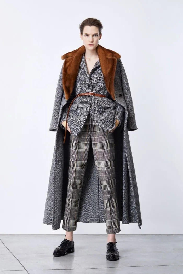 Модное пальто Ermanno Scervino