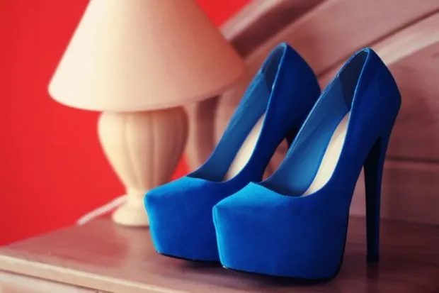 лабутены туфли фото: синие замшевые