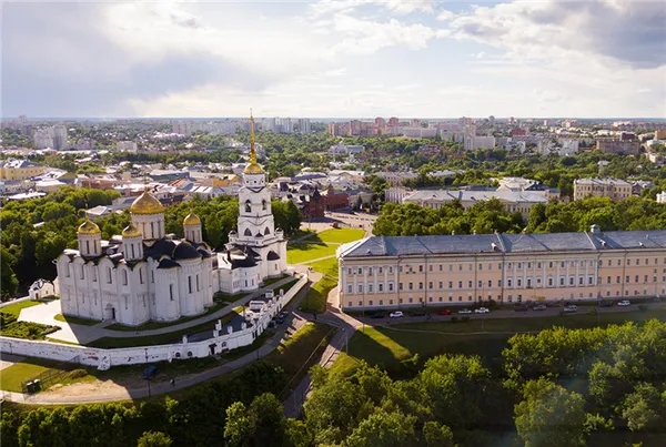 10 уютных городов и мест для красочных выходных близ Москвы. Куда можно съездить на 3 дня отдохнуть. 10