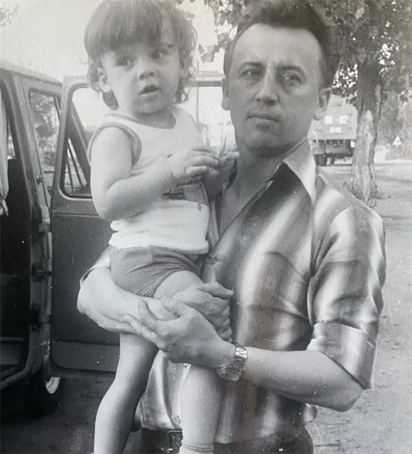 Маленький Максим Галкин с отцом