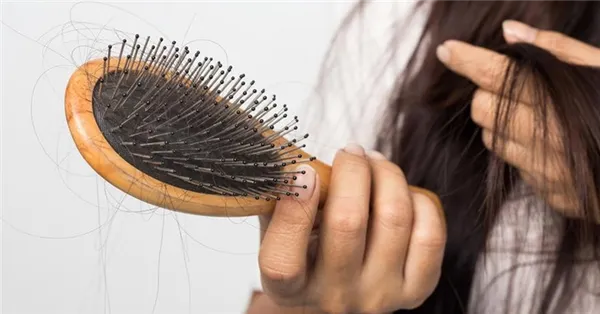 Советы трихолога при выпадении волос