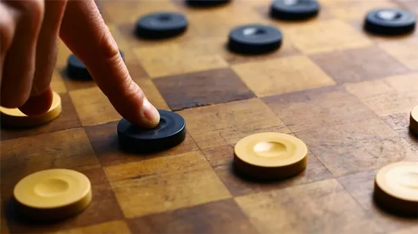 Андрей аршавин игра в шашки