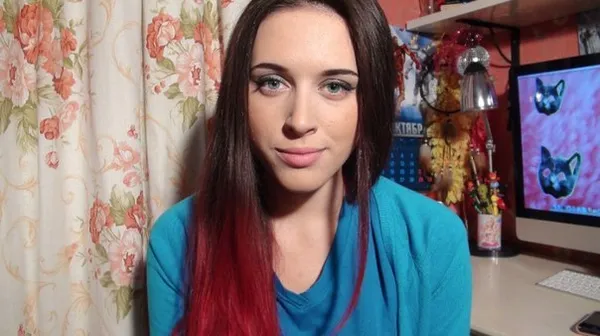 Катя Клэп – одна из первых популярных видеоблогеров рунета. Сколько лет кате клэп. 14