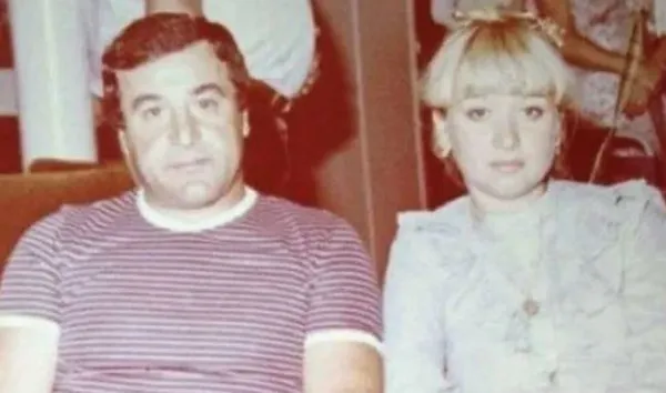 Слева: Ким Амоев, отец Ксении Бородиной