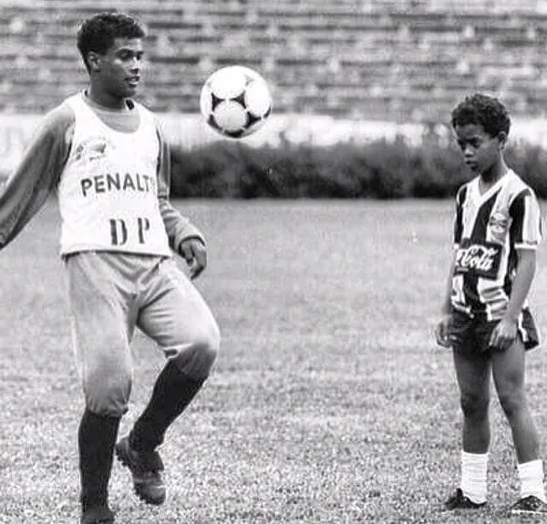 Ronaldinho kid in Gremio