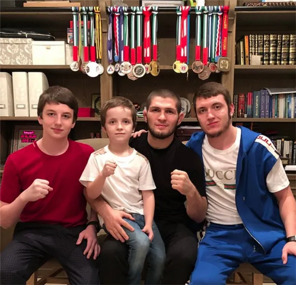 Родительский дом трёхкратного чемпиона UFC Хабиба Нурмагомедова