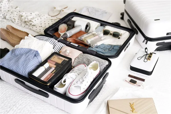 Экстремальная упаковка Как собирать чемодан, чтобы в него вошло все необходимое. Как правильно собирать чемодан. 3
